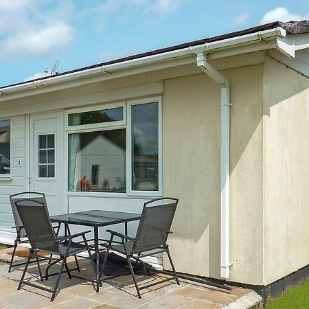 Meadow Lakes Holiday Park St Austell Bagian luar foto