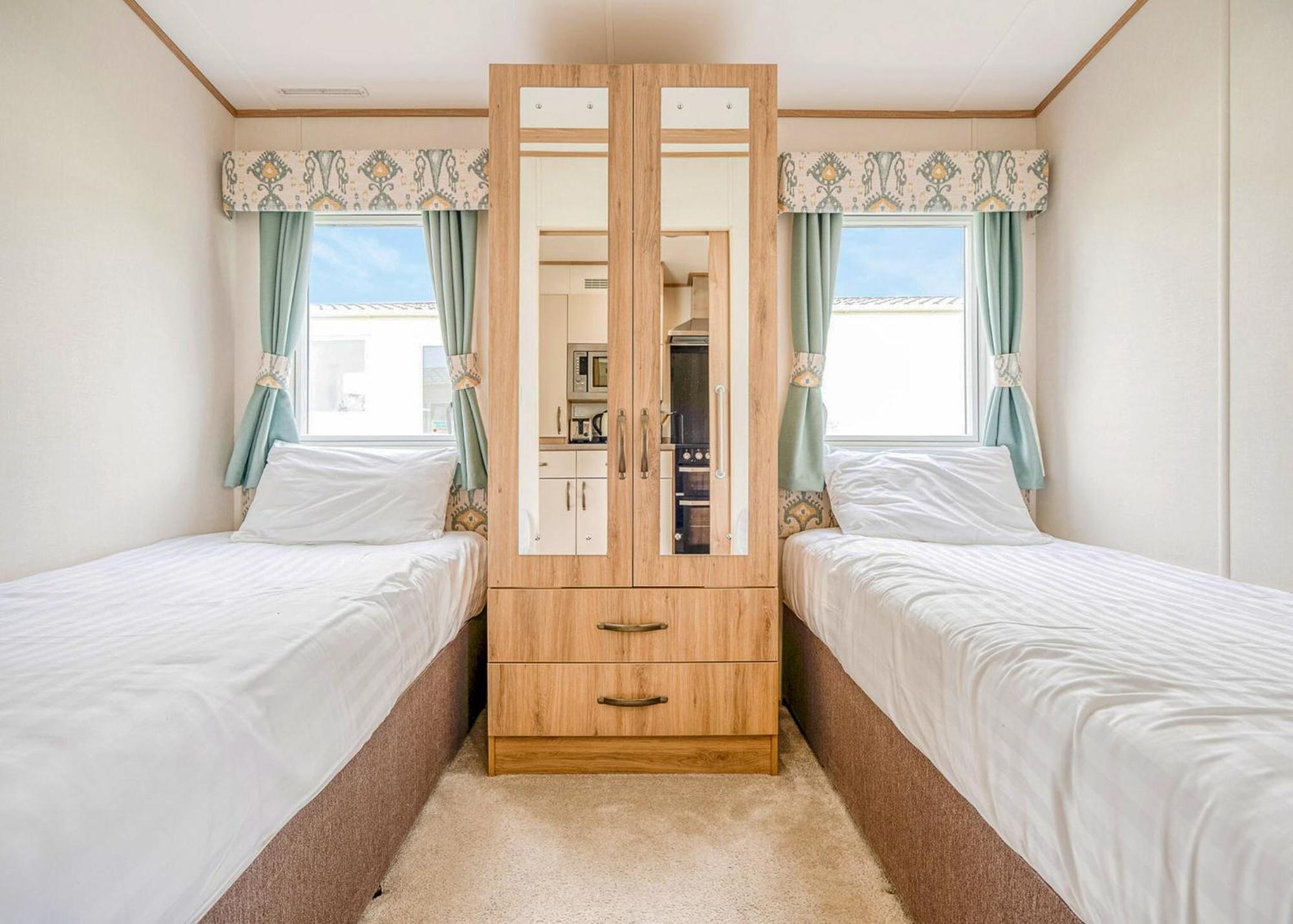 Meadow Lakes Holiday Park St Austell Bagian luar foto