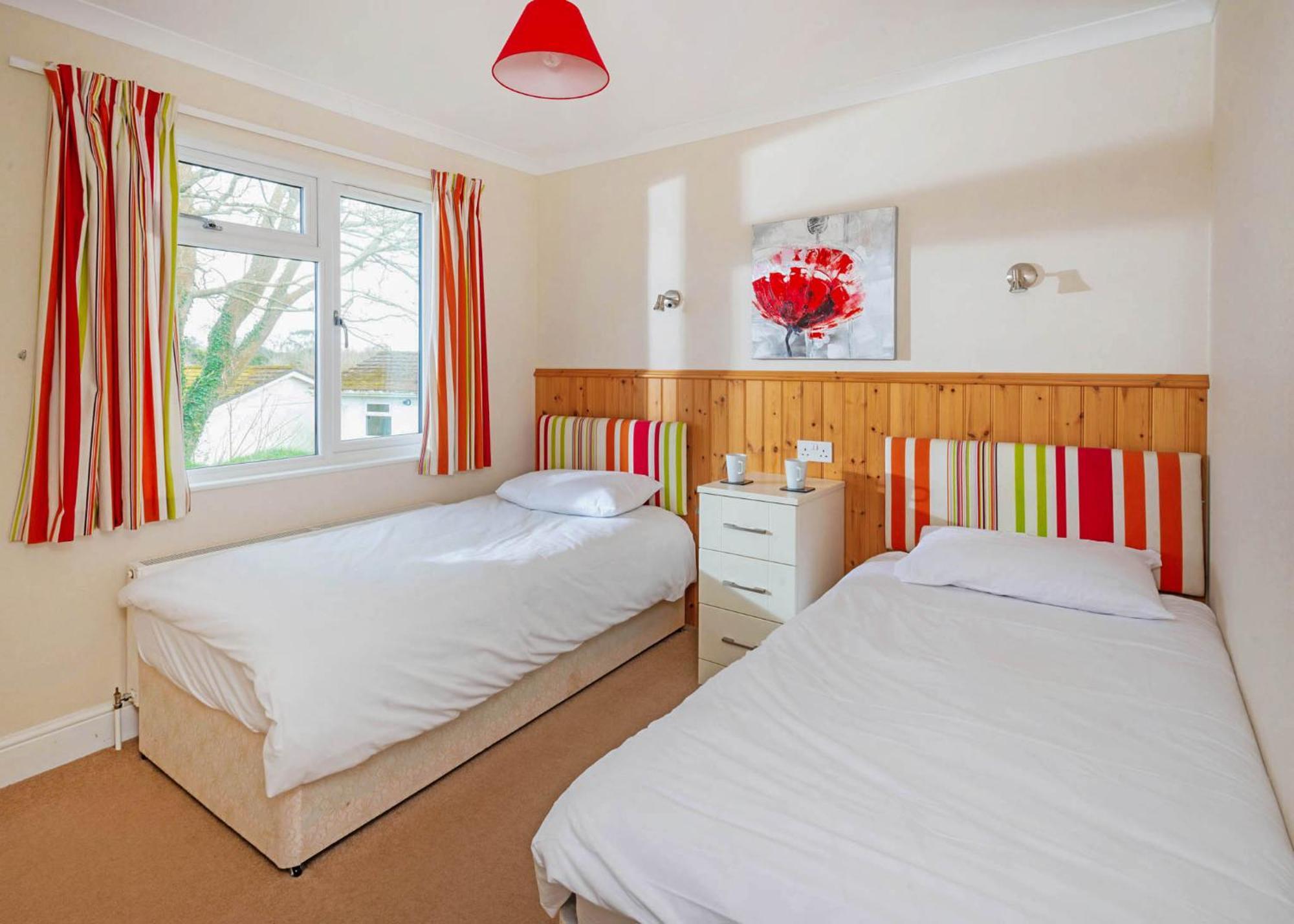 Meadow Lakes Holiday Park St Austell Ruang foto