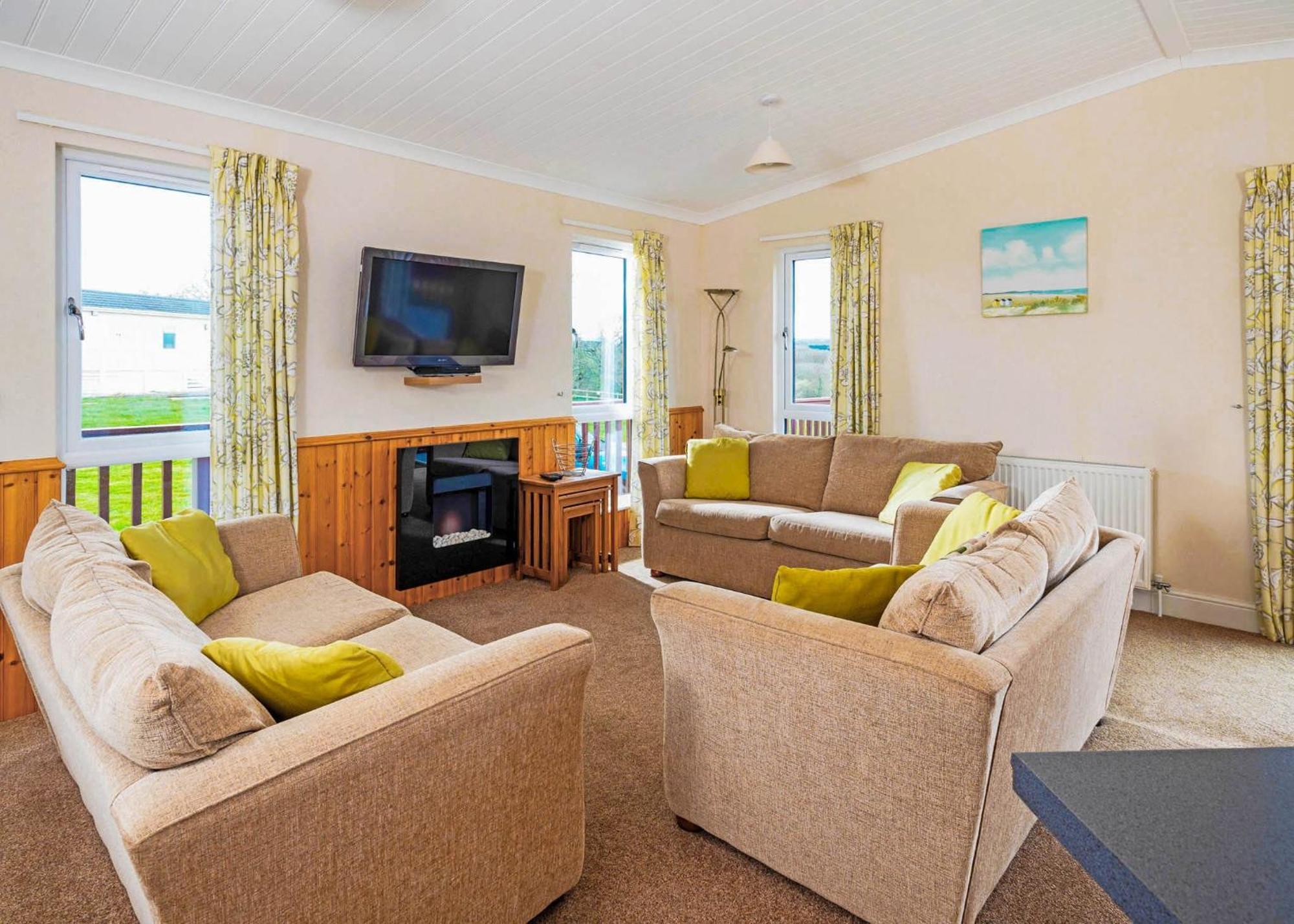 Meadow Lakes Holiday Park St Austell Bagian luar foto