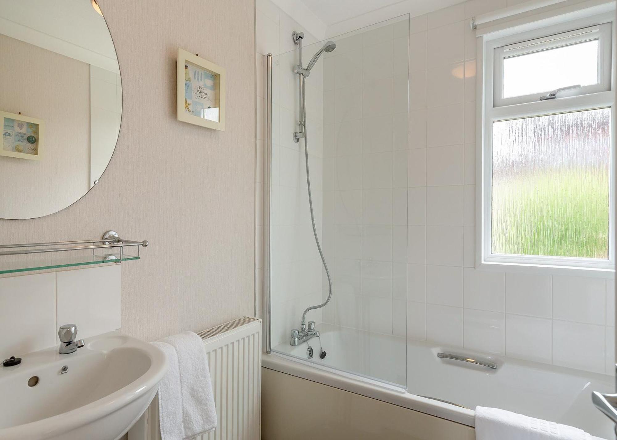 Meadow Lakes Holiday Park St Austell Bagian luar foto