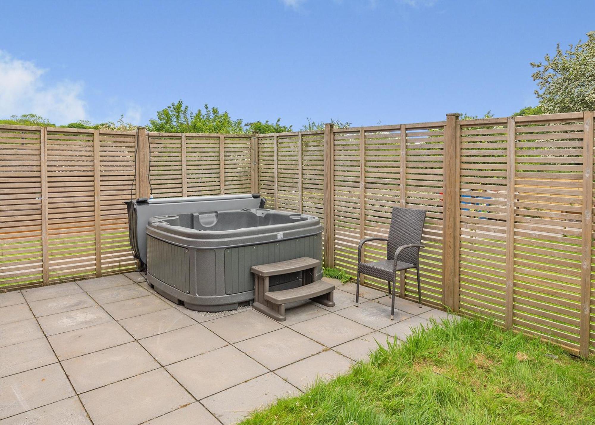 Meadow Lakes Holiday Park St Austell Bagian luar foto